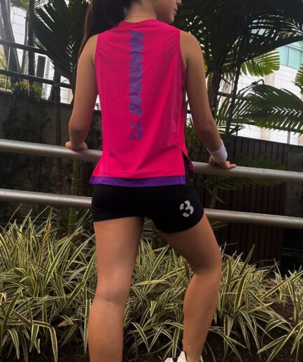 Camiseta Feminina Regata Rosa c/ Borda Roxa