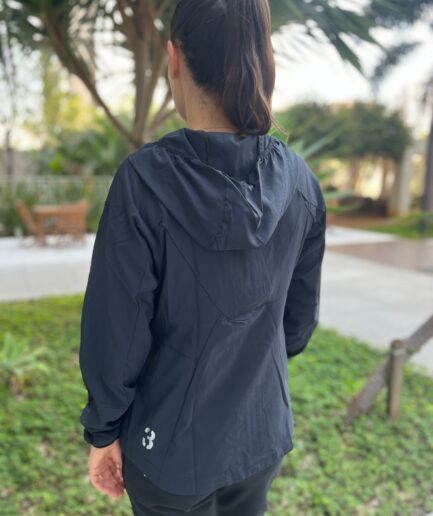 Corta Vento Feminino Preto